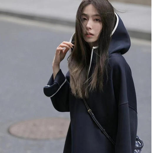 *下单3-5天发货！LONGNVFAIR郎奴华菲 雾砂空气层连帽卫衣 商品图2