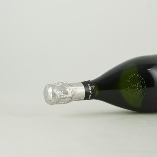 法国2015年绮梦里酒庄舒利特使团白中白年份香槟 商品图2