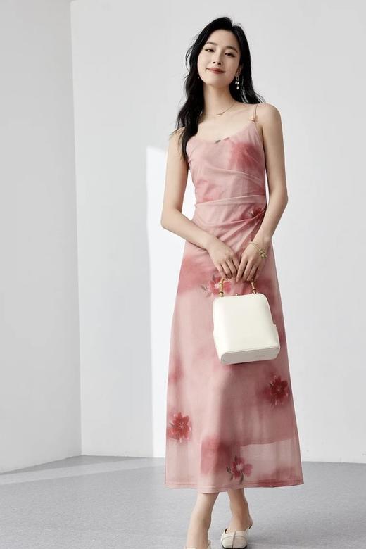 OUNIXUE/欧昵雪 粉色浪漫优雅吊带连衣裙 21188 商品图8