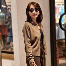 圆领牦牛绒开衫X25M3420基地直邮