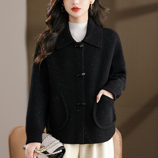 CC牛角扣外套春秋气质轻奢翻领上衣2025新款黑色毛呢开衫女宽松大码 商品图1