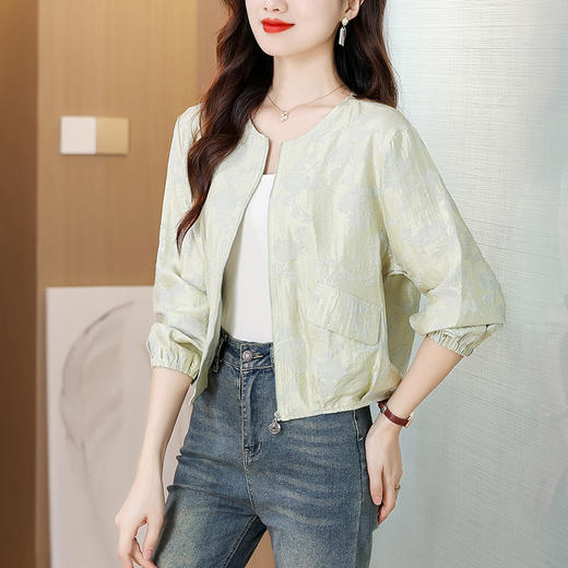 KQL时尚圆领提花拉链夹克外套女2025秋季新款休闲短款百搭棒球服外套 商品图3