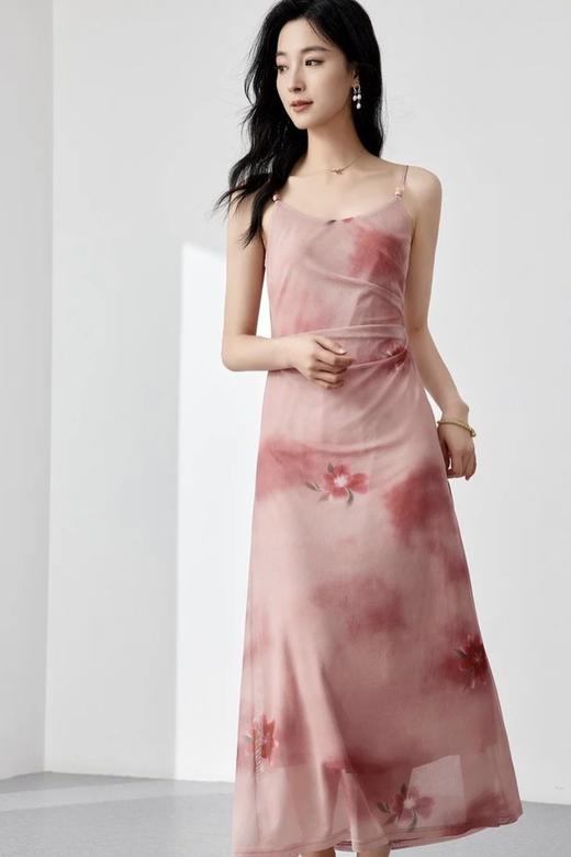 OUNIXUE/欧昵雪 粉色浪漫优雅吊带连衣裙 21188 商品图9