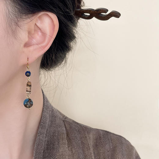 【浣溪沙·虎眼石耳环】敦煌小众国风原创手作天然石 蓝色耳环文艺复古新中式高级感耳饰品 商品图1