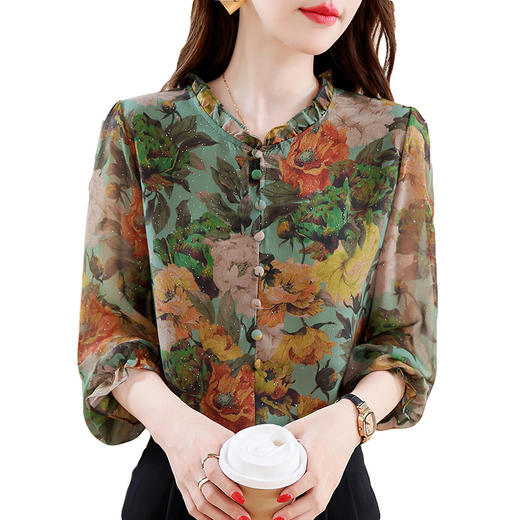 KQL2025秋季新款法式时尚木耳领喇叭袖显瘦简约桑花皱印花上衣女 商品图4