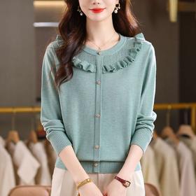 CC圆领木耳边针织衫女春秋新款 浅绿色短款套头温柔风外穿打底毛衣
