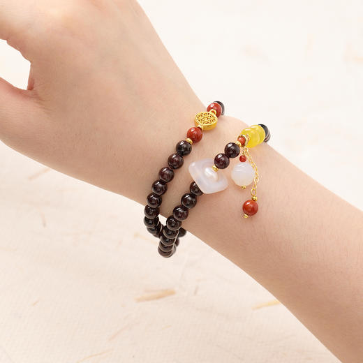 【东方系列】三彩2025新款多宝叠戴手串女石榴石红玛瑙串珠国潮 商品图3