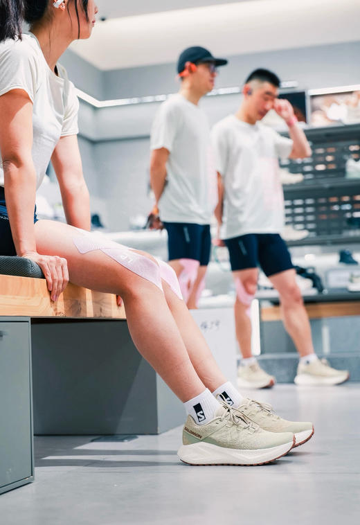 924-6 微商相册 sal Aero Glide 3 Grvl 多巴胺色 缓震轻量 慢跑鞋 炒鸡好穿 商品图7