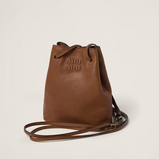 Miu Miu 女士压花字母徽标纳帕皮革迷你单肩包 棕色 5NF460 AEFX F0316 商品图1