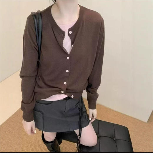 2025秋装新款细羊毛假两件开衫拼色上衣针织衫毛衣韩版淑女装 商品图3