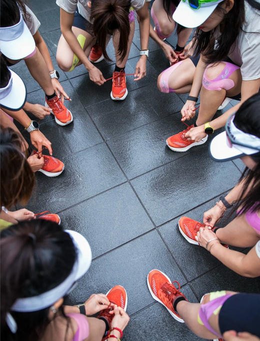 924-6 微商相册 sal Aero Glide 3 Grvl 多巴胺色 缓震轻量 慢跑鞋 炒鸡好穿 商品图0