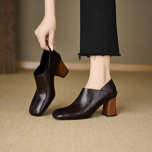【预售5天】法式深口粗跟单鞋女气质方头高跟鞋春秋真皮通勤踝靴HHY&H2218 商品图3