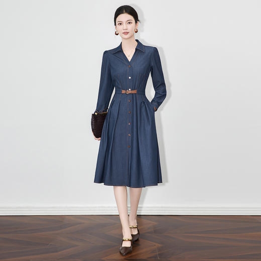 「高货wl」全新升级【铂金会员349/天猫469/差价120】(65600)洛诗琳通勤气质牛仔连衣裙2025秋季新款收腰显瘦V领A字裙 商品图0