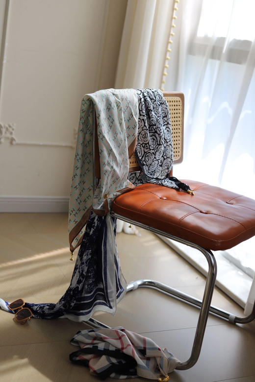 丝羊毛真丝方巾 商品图5