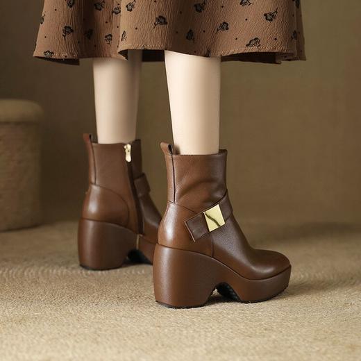 【预售5天】9cm英伦尖头厚底高跟马丁靴女秋冬新款真皮气质百搭粗跟短靴NWS1&9655 商品图4