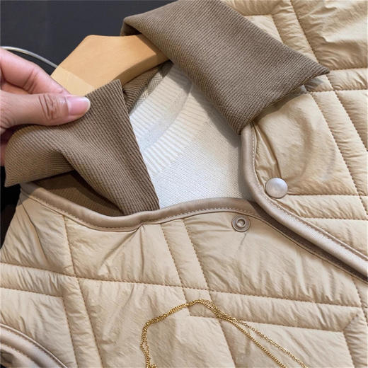 男女翻领小棉衣 ！2025情侣款秋冬轻盈翻领绵羊毛填充保暖长袖棉服！ 商品图3