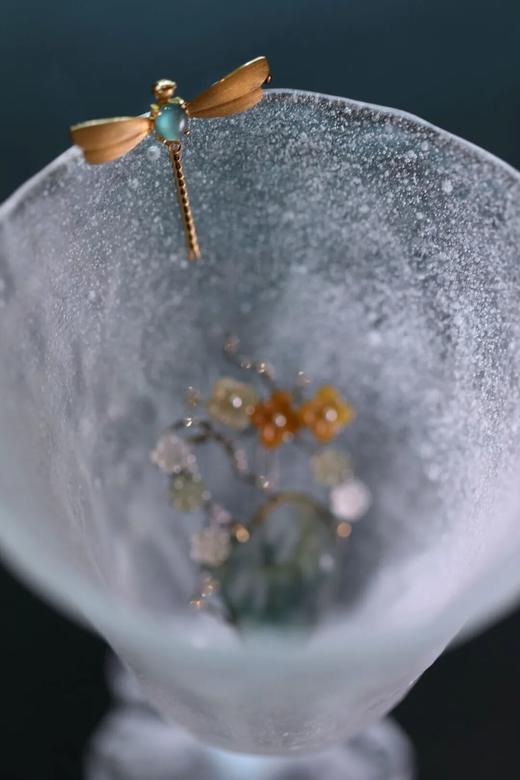 花瓶与蜻蜓 商品图6