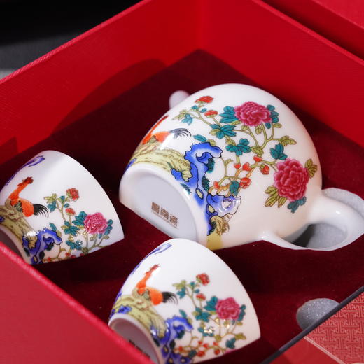 《丝路三宝》礼品套装 国礼级茶器 老字号组合 丝绸+红茶 商品图2