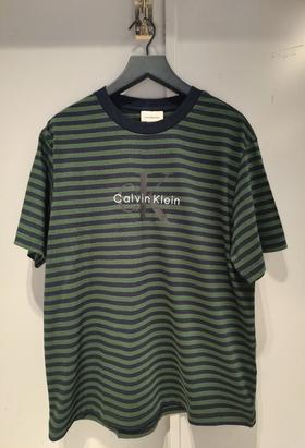 CKJ     男     T恤  4RD204GLLG