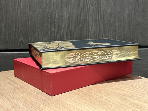 限量珍藏版《书淫艳异录》荷兰进口漆布+三面鎏金书口+激光雕刻花纹 商品图8