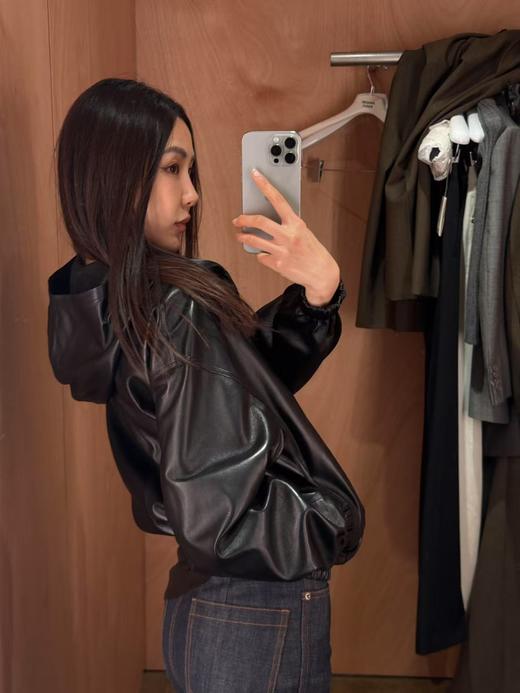 ROMI STUDIO“率性奢品”独特羊皮纹理精细车缝连帽皮衣 RWCAWT4828 商品图1