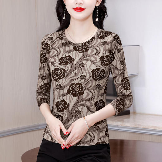 KQL 356H6816时尚圆领玫瑰印花修身时尚显瘦上衣T恤 商品图2