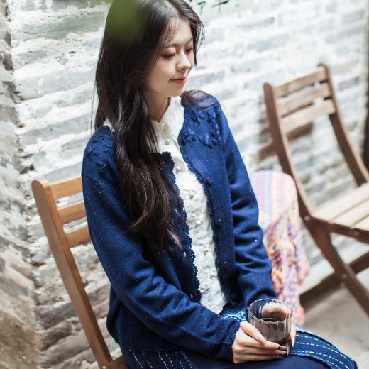 【林栖设计小店】珠片羊毛毛织外套绣花宽松优雅2025秋冬新款上衣毛衣女1954112 商品图1