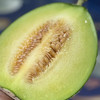 【高端某东同款静冈网纹瓜】出口级品质，伯格大粗纹冰淇淋枚龙蜜瓜，常温放软食用，香嫩多汁，源自日本进口品种，国内精心培育，爆款来袭！放软了吃可以用勺子挖着吃！ 商品缩略图5