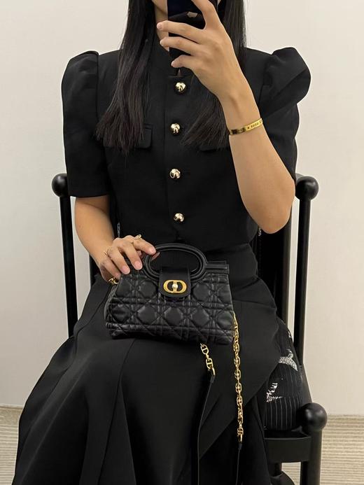 迪奥 Jolie Handle CD扣环 白色树脂珠饰 藤格纹羊皮革 单肩斜挎手提包 迷你 女款 黑色（LZ） 商品图5