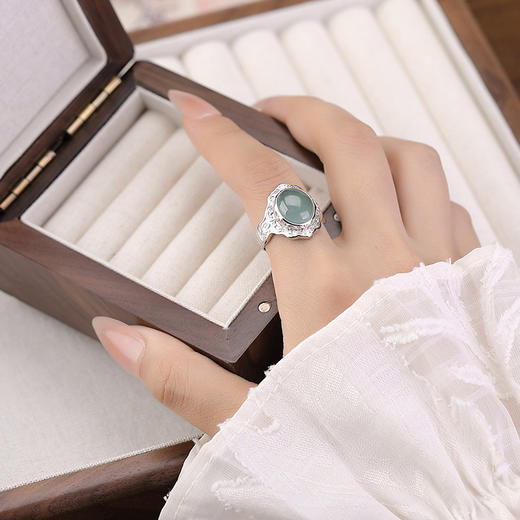 【富贵莲华】S999足银蓝水翡翠莲花纹蛋面戒指【CW-JZ06866】 商品图1