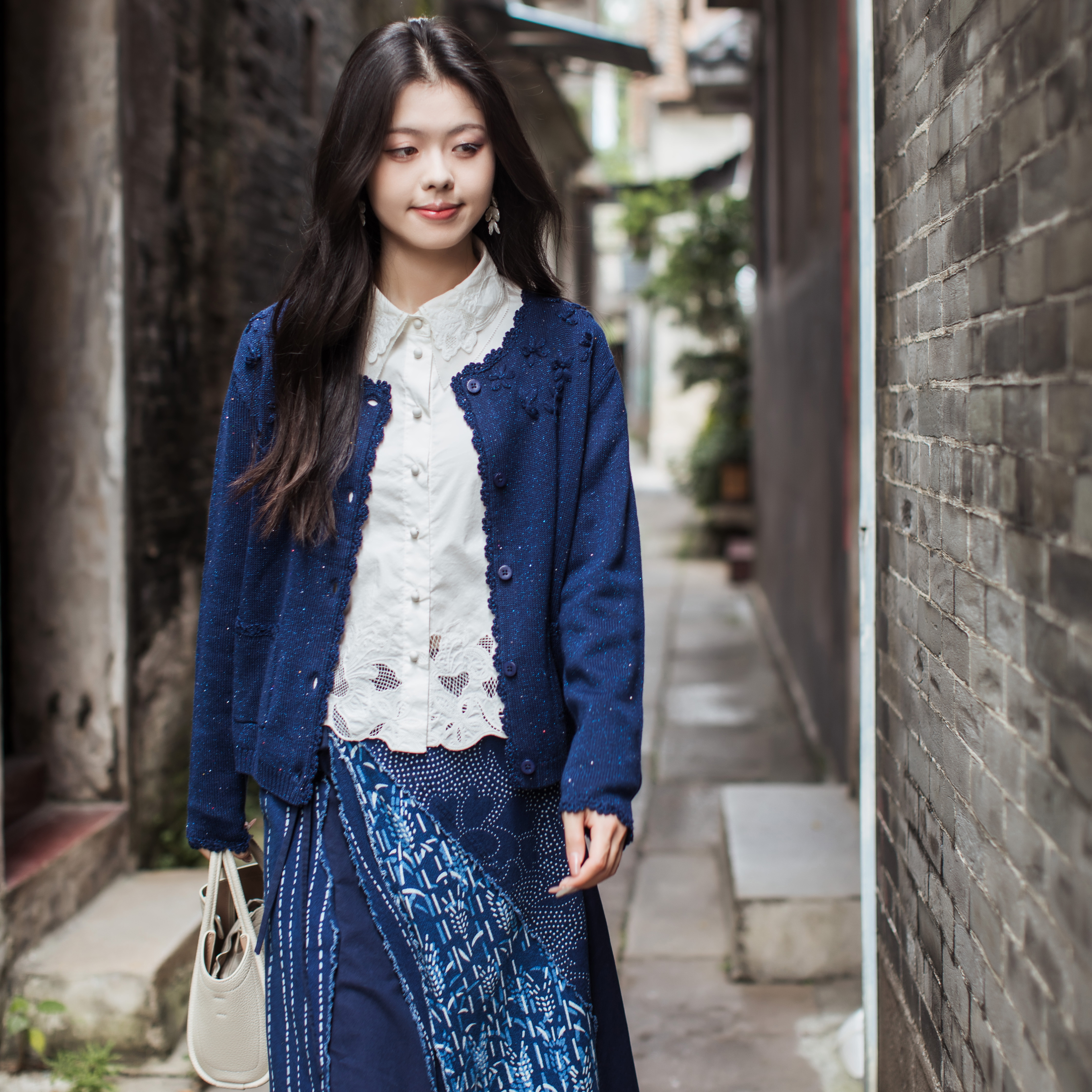 【林栖设计小店】珠片羊毛毛织外套绣花宽松优雅2025秋冬新款上衣毛衣女1954112