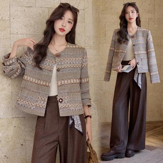 HR YJLY8622气质简约小香单排扣法式短外套 商品图0