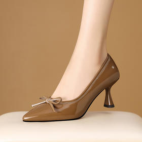 【预售5天】亮漆真皮尖头优雅气质高跟单鞋女细跟新款时尚蝴蝶结浅口女鞋HY&H3465