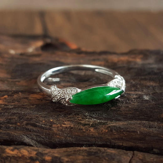 【天然正品】A货翡翠AU750白金镶钻镶天然细腻糯种马眼型满绿翡翠戒指20号（戒圈可改）女士230925NJM24现售价：3880 商品图2