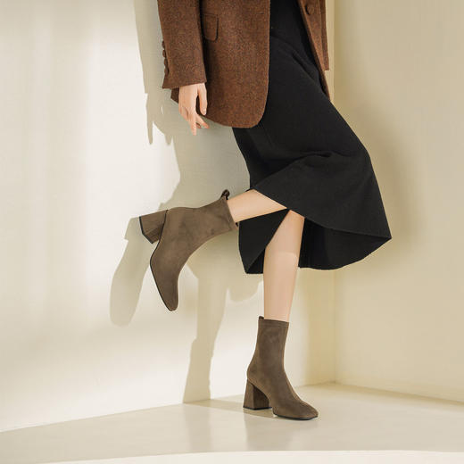 Westory2025年冬季圆头中粗跟弹力收腿靴瘦瘦短靴S25DS85751 商品图6