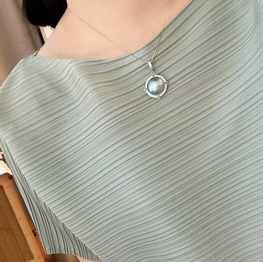 甄珠贝 出口外贸订单 海水马贝吊坠 强光，基本无暇或微微瑕 万能吊坠头 精致感满满的合金配件（不含925银链） 商品图5