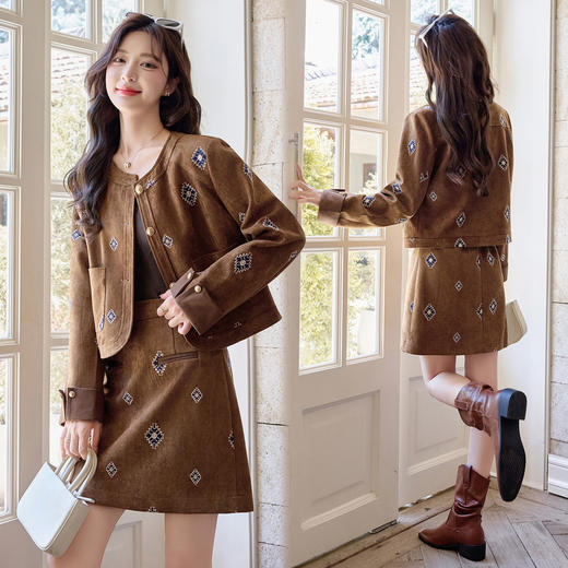 HR YJLY8617重工刺绣亮片小香法式套装两件套 商品图0