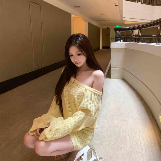 张林超LIN BOUTIQUE 慵懒性感微喇叭袖露肩圆领针织连衣裙女新款 商品图4