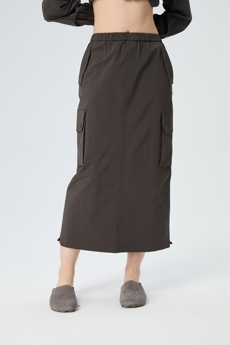 水淼2025秋新款休闲时尚工装风显瘦弹力半裙1098