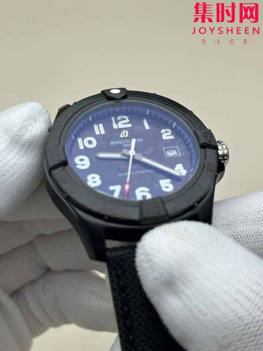 百年灵 BLS复仇者系列(Avenger) 夜间任务 男士腕表 表径42mm 商品图3