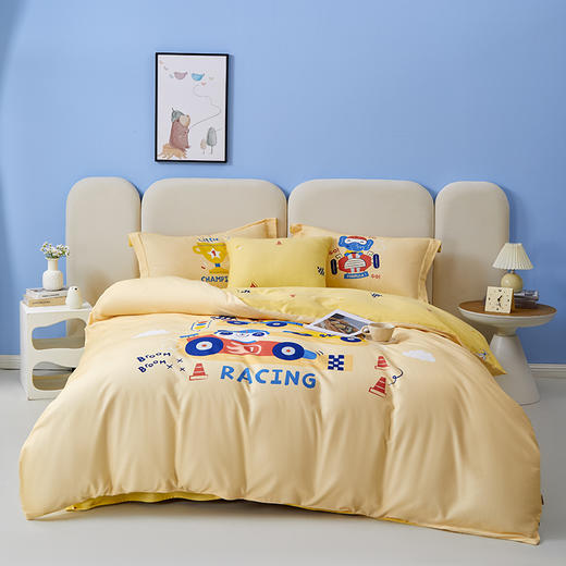 多喜爱 全棉/磨毛印花时尚四件套 梦幻乐之园/狮子工程队/欢乐城堡屋/飚速赛车/怪兽派对/小恐龙派对 hl【100%棉】【柔软亲肤】【童趣卡通】耐洗耐磨 不易褪色 商品图8