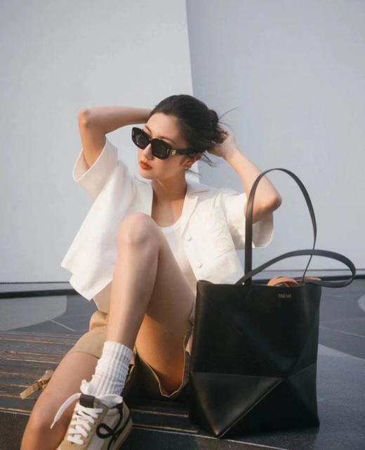 罗意威 变形折叠几何托特包（MM） 商品图2