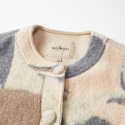 谜底花色外套长袖2025冬季新品温暖圆领百搭复古印花女254MW1653 商品图3