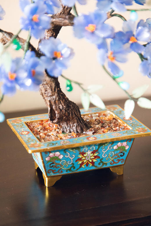 【已售】独角鹿西洋古董20世纪中国出品宝相花纹景泰蓝盆装饰「紫韵海棠」珍宝像生盆景 商品图5