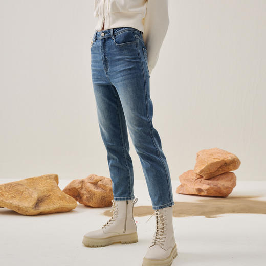 谜底牛仔裤九分裤2025冬季新品弹力舒适复古拼布绣花女254MJ1634 商品图2