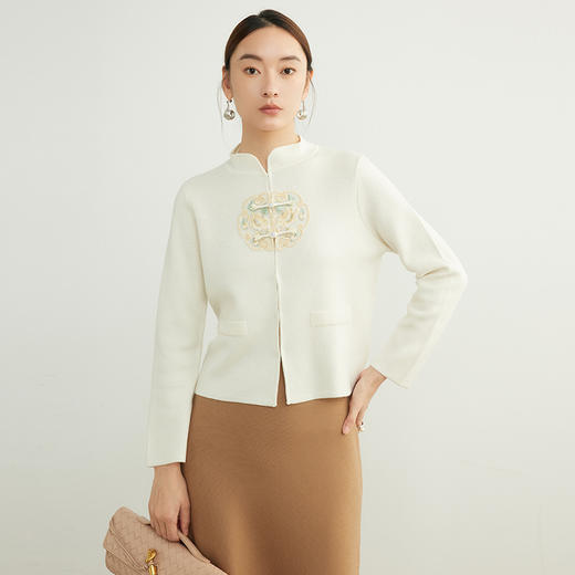 洛诗琳新中式盘扣立领羊毛开衫2025秋冬国风刺绣针织外套女21659 商品图1
