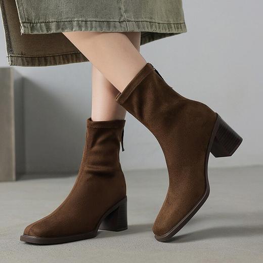 【预售5天】秋冬复古舒适粗高跟鞋女气质短靴单靴绒面瘦瘦靴裸靴WC&M3596 商品图4