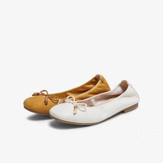 【云粉节】BF楼2025秋舒适浅口平跟单鞋女新款KYQ61020D吊牌价1080 活动价540 商品图0