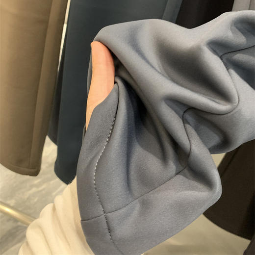 线下599！2025新款含桑蚕丝轻商务休闲丝滑垂感四面弹直筒裤休闲裤长裤男裤！ 商品图1