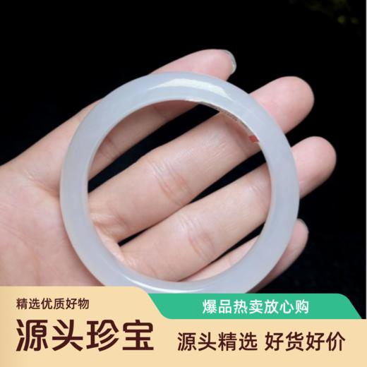 玉美人菲菲~和田玉手镯 商品图0